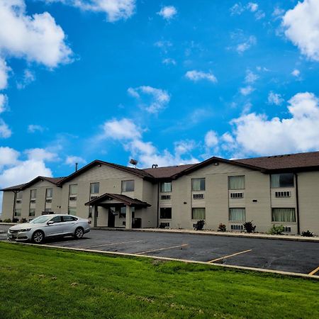 Super 8 By Wyndham Perham Hotel Exterior foto
