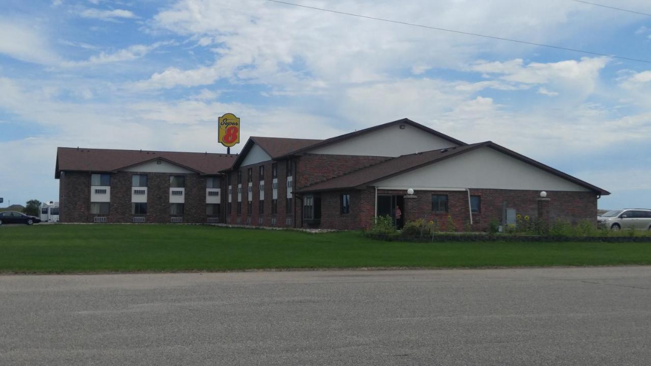 Super 8 By Wyndham Perham Hotel Exterior foto